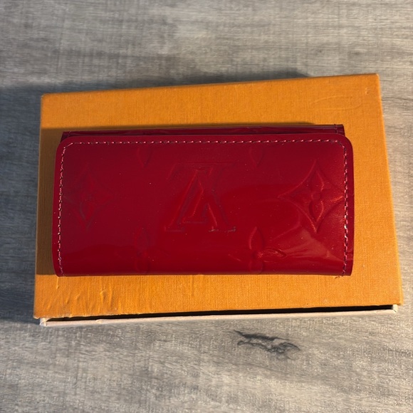 Louis Vuitton Vernis Key Holder and Box - Picture 10 of 12